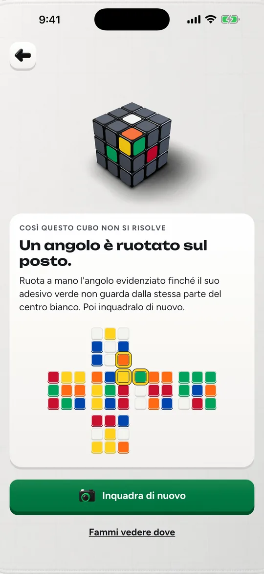 Cubofix spiega che un angolo è ruotato sul posto e lo evidenzia sul cubo 3D e sullo sviluppo piano