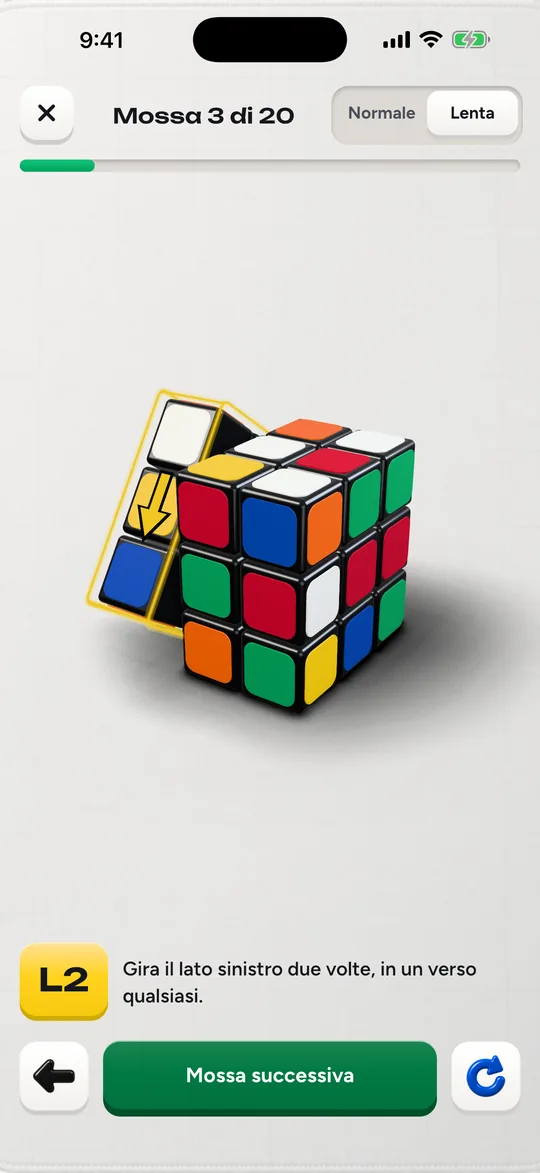 La guida di Cubofix mostra una mossa sul cubo 3D, in notazione e a parole