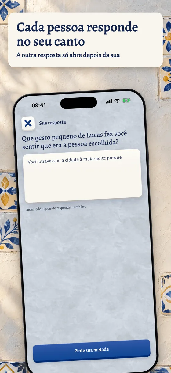 Escrevendo a resposta, com o botão para pintar a sua metade do azulejo