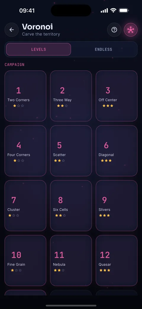 The Voronoi game landing screen in Quarko with its Levels and Endless tabs